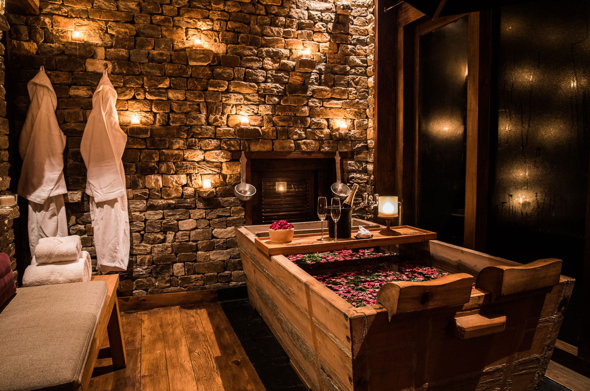 Gangtey-Lodge-Bhutanese-Hot-stone-bath-Night-shot-