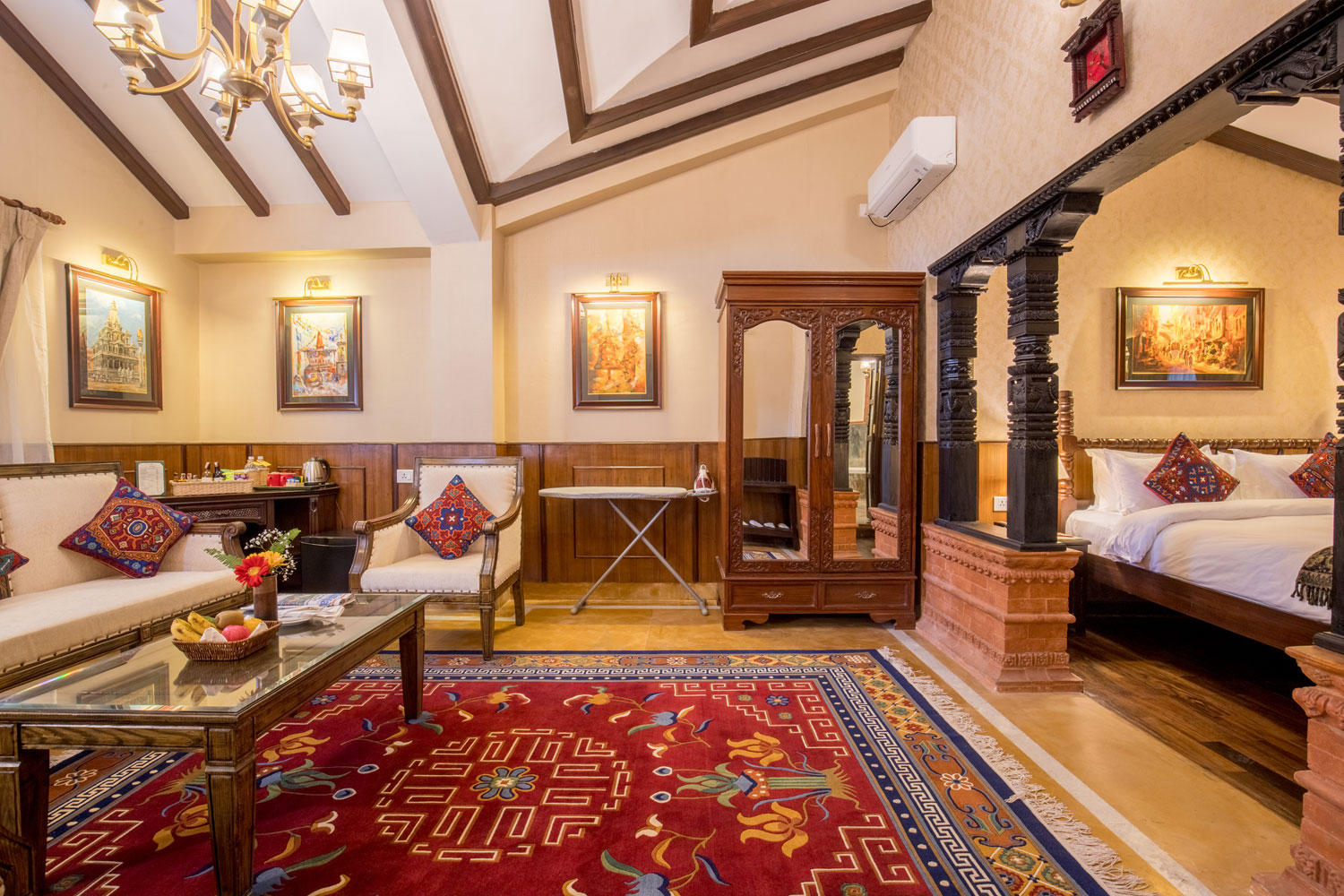 Royal-Suite-1
