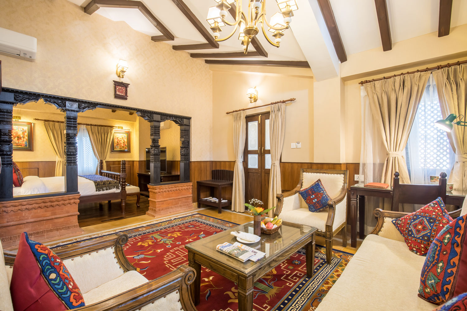 Royal-Suite-2