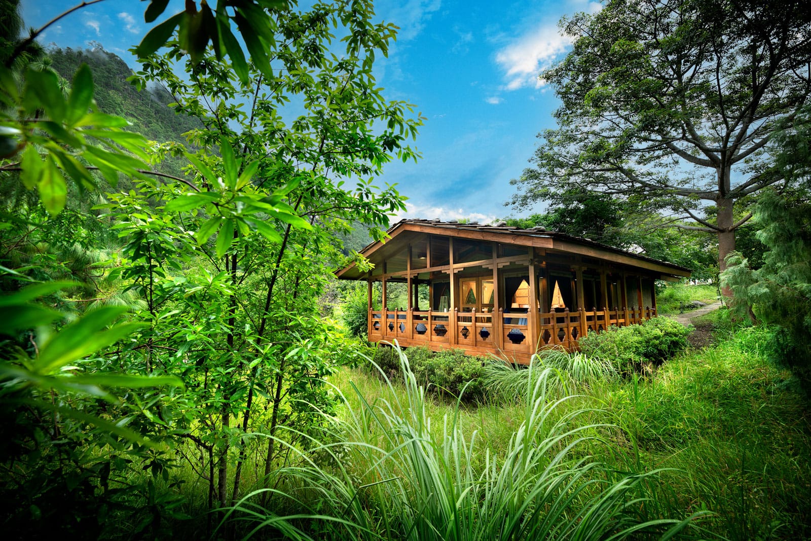Bhutan-Punakha-River-Lodge-Tented-Suite-exterior_1